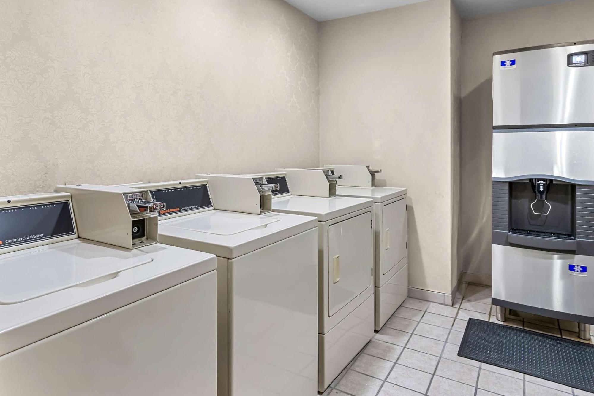 Best Western Socorro Hotel & Suites Bagian luar foto